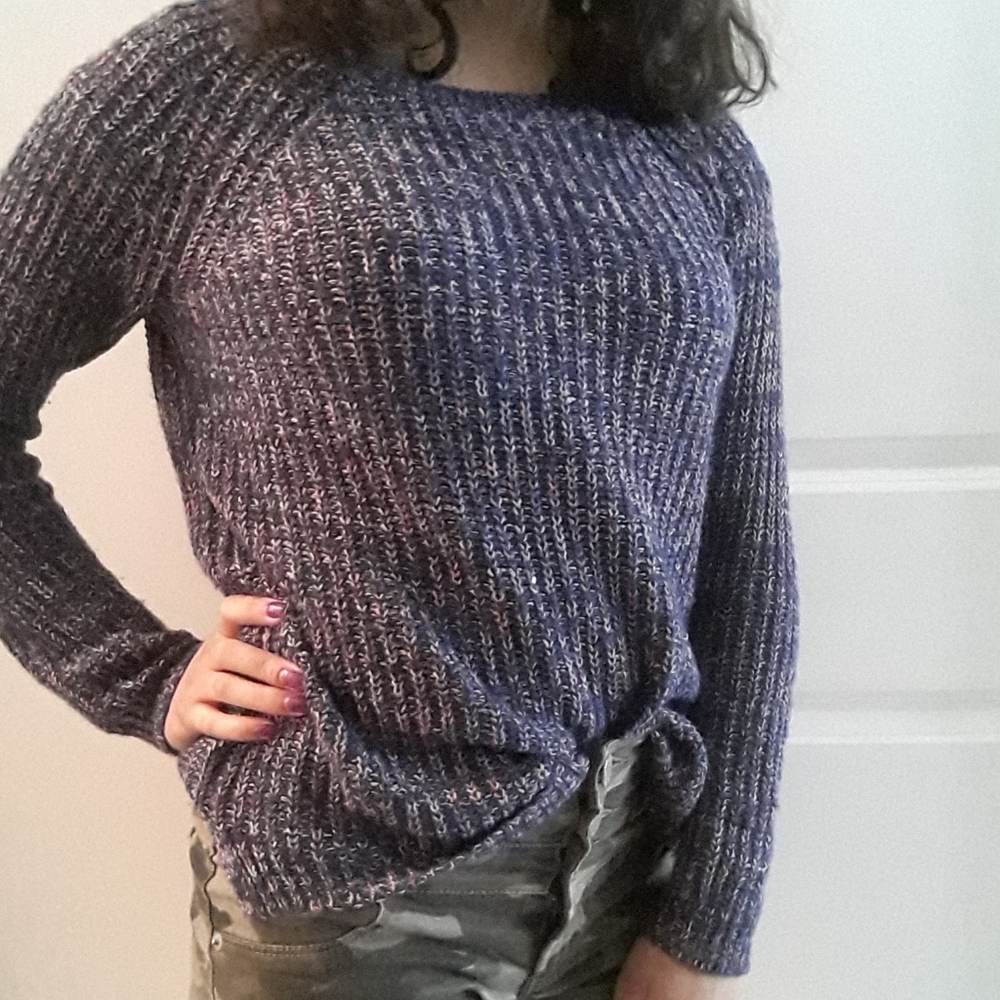 Sweater - Picture 4 of 5